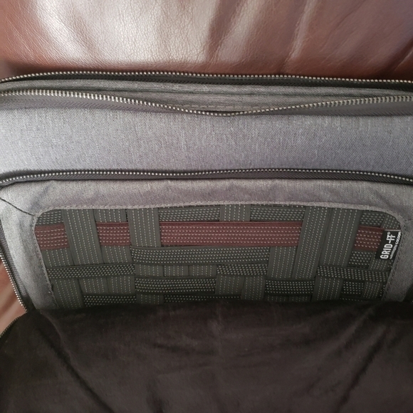 Cocoon 13" Macbook Sleeve - Picture 4 of 11